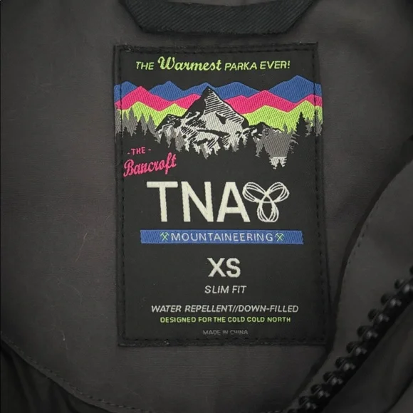 Aritzia TNA Bancroft Parka in grey - Picture 3 of 8